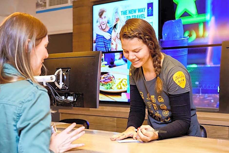 St Christopher's Inn London Bridge - The Village