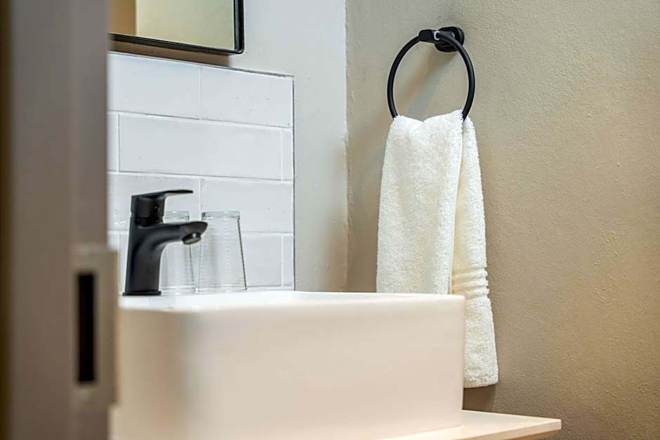 BlackBrick Bedfordview ApartHotel