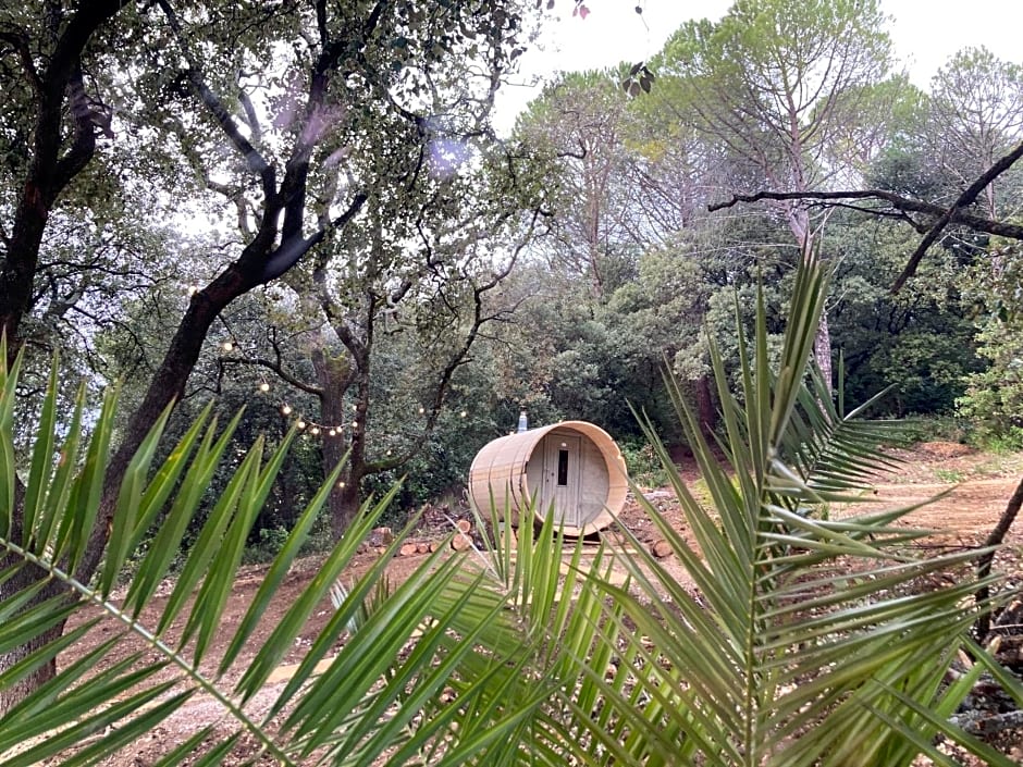 Les Horizons - SPA-JACUZZI - MASSAGE- SAUNA - 4 SAISONS - Piscine chauffée Toute l'année - 800m centre ville Nyons