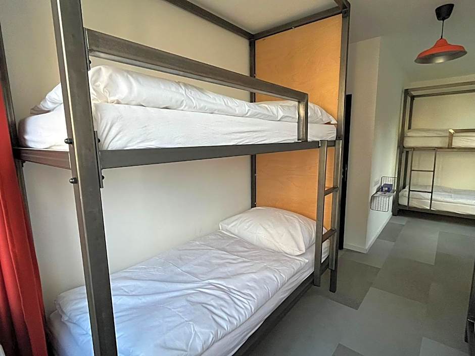 IZY STAY Hostel Bratislava