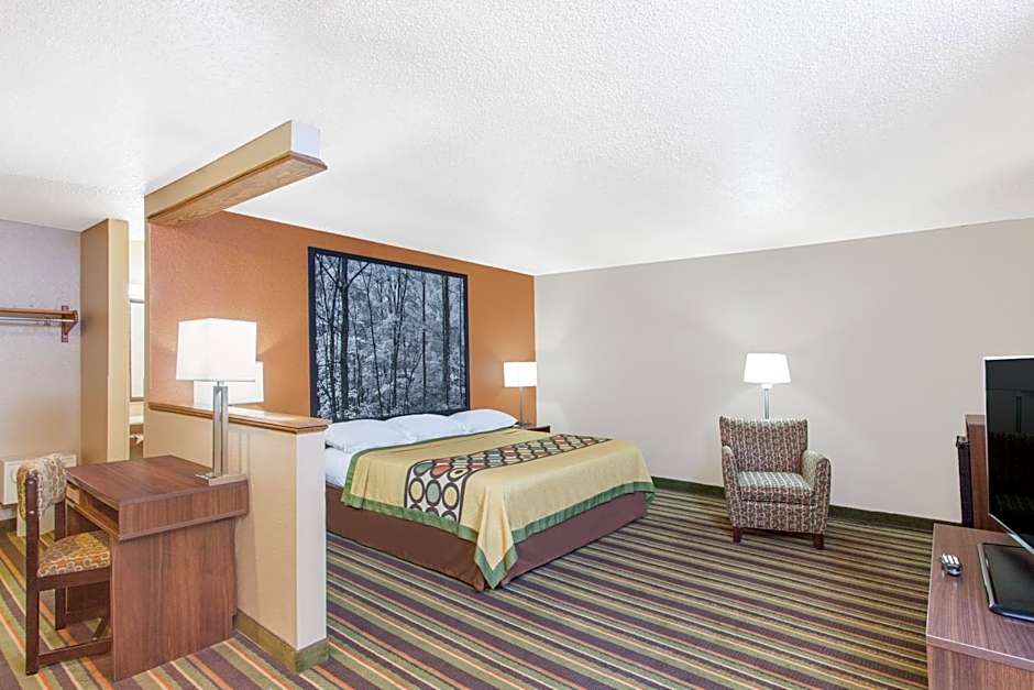 Super 8 by Wyndham Norton VA