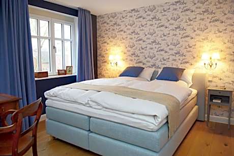 Hotel No. 11