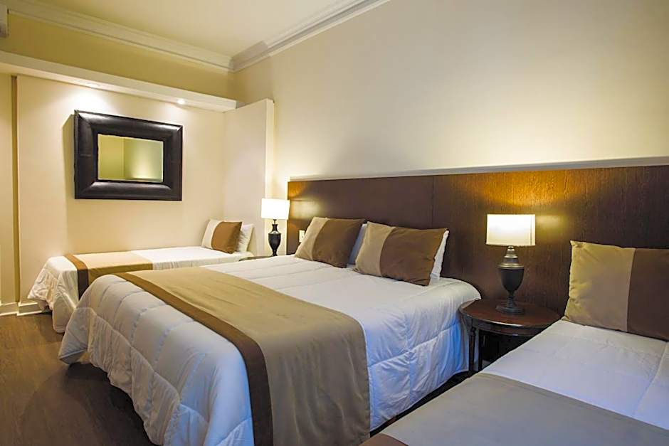 1253 Recoleta Small Hotel