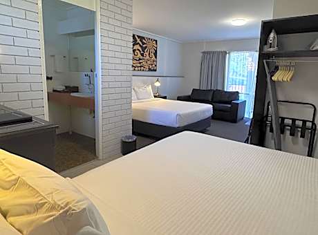 Twin - 2 Beds Room