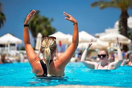 Seaden Corolla Hotel