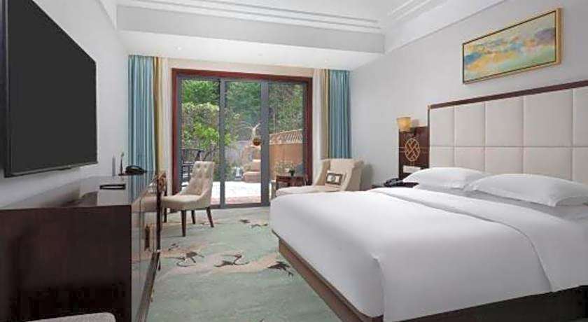 Wudangshan Jianguo Hotel