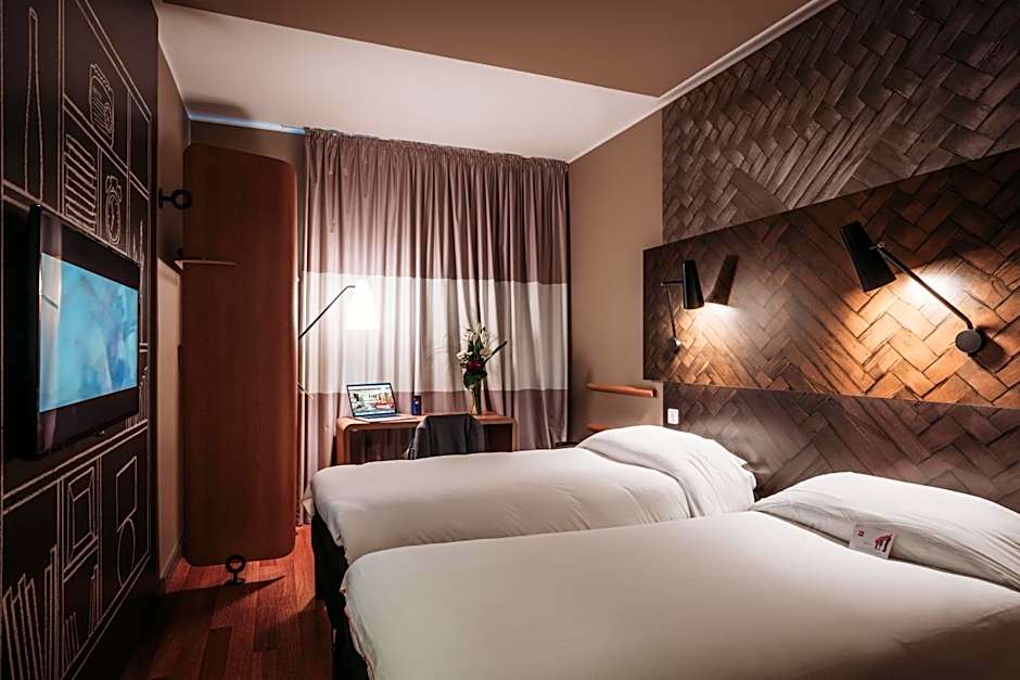 Ibis Casablanca City Center