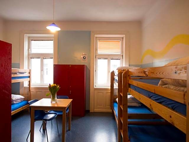 Westend City Hostel
