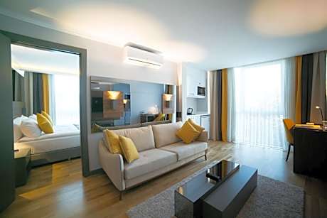 Modern Suite