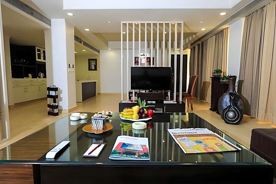 The Piccadily Hotel Lucknow