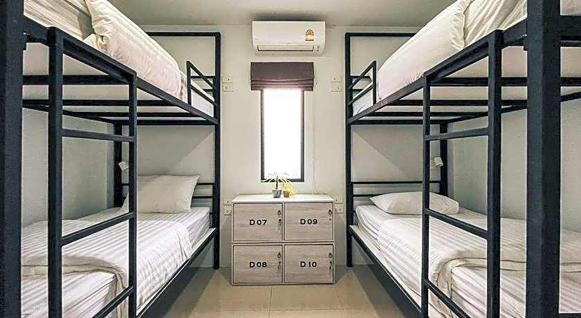 Tall Tree Poshtel Phuket