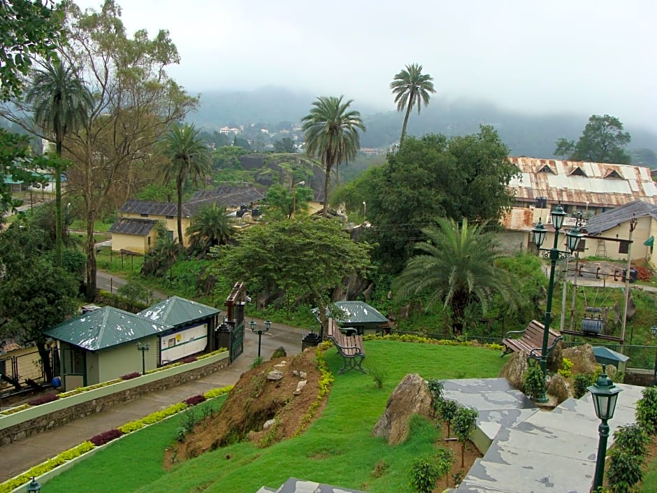 The Colonial Manek Manor by SAH