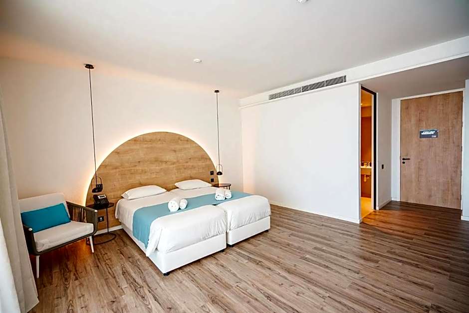 Flamingo Paradise Beach Hotel - Adults Only