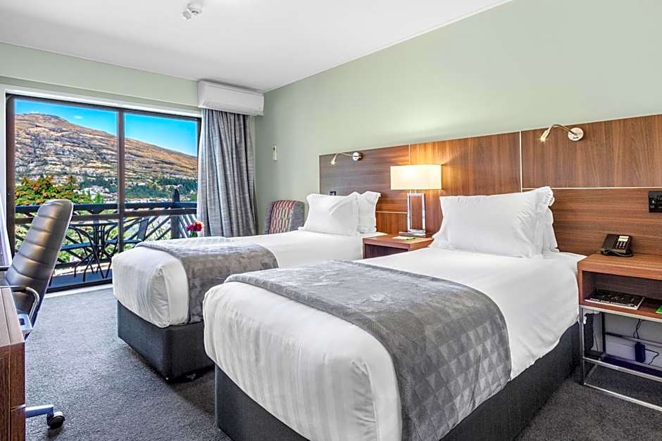 Holiday Inn Queenstown Frankton Road By IHG