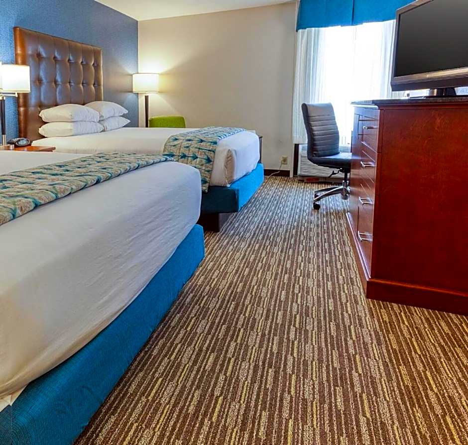 Heritage Inn & Suites St. Louis/Fenton, Trademark by Wyndham