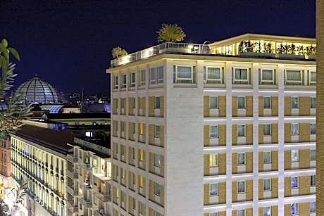 Renaissance Naples Hotel Mediterraneo