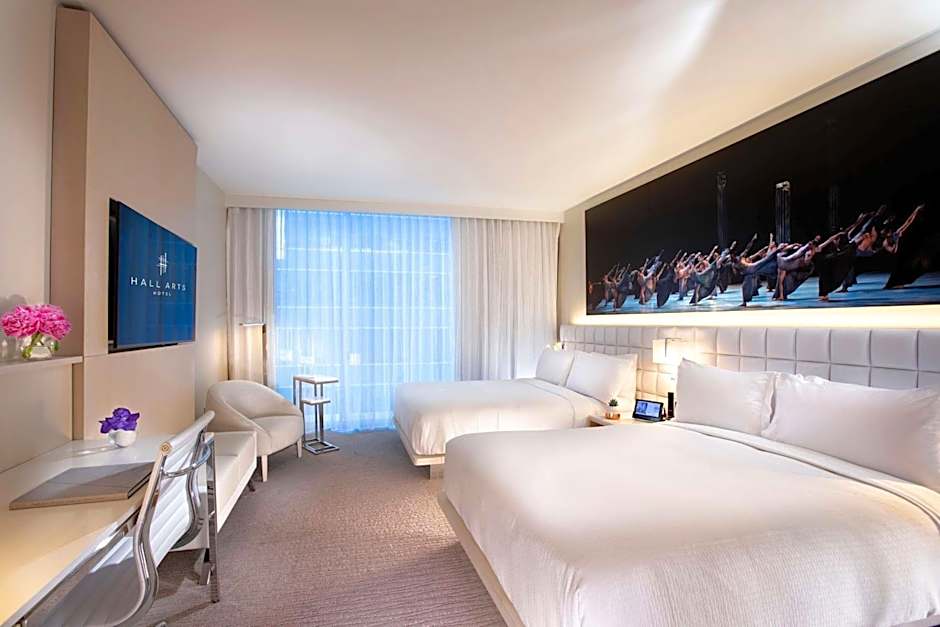 HALL Arts Hotel Dallas, Curio Collection by Hilton