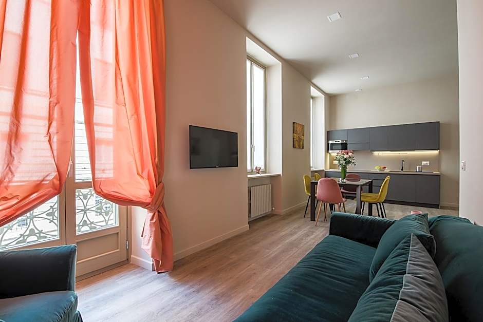 Carlina Palace by Varental