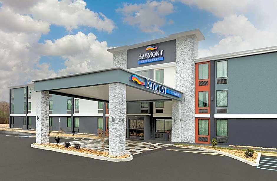 Photo 1 of 74 of Baymont by Wyndham Chattanooga/Eastridge