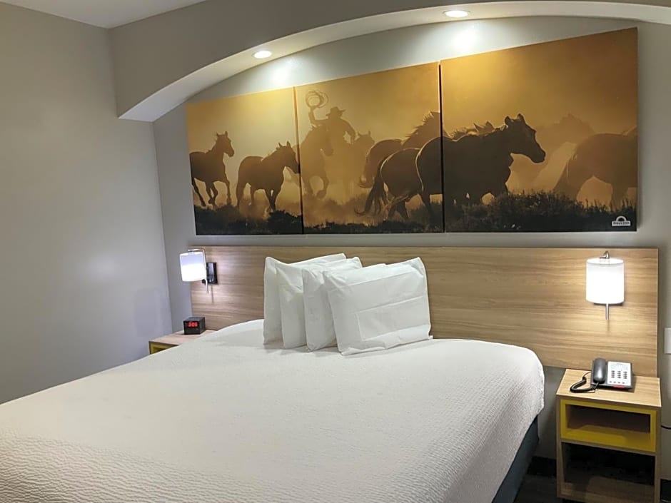Days Inn by Wyndham Humble/Houston Intercontinental Airport