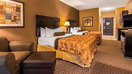 2 Queen Beds Non-Smoking Work Desk Microwave And Mini-Refrigerator Wi-Fi Full Breakfast