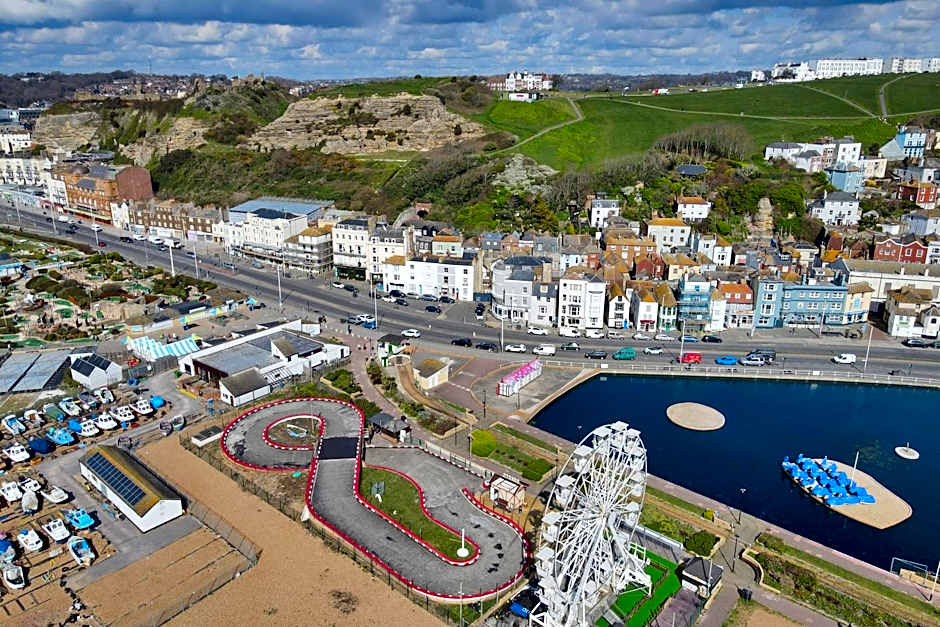 Master accommodation suite 2 sea view with balcony