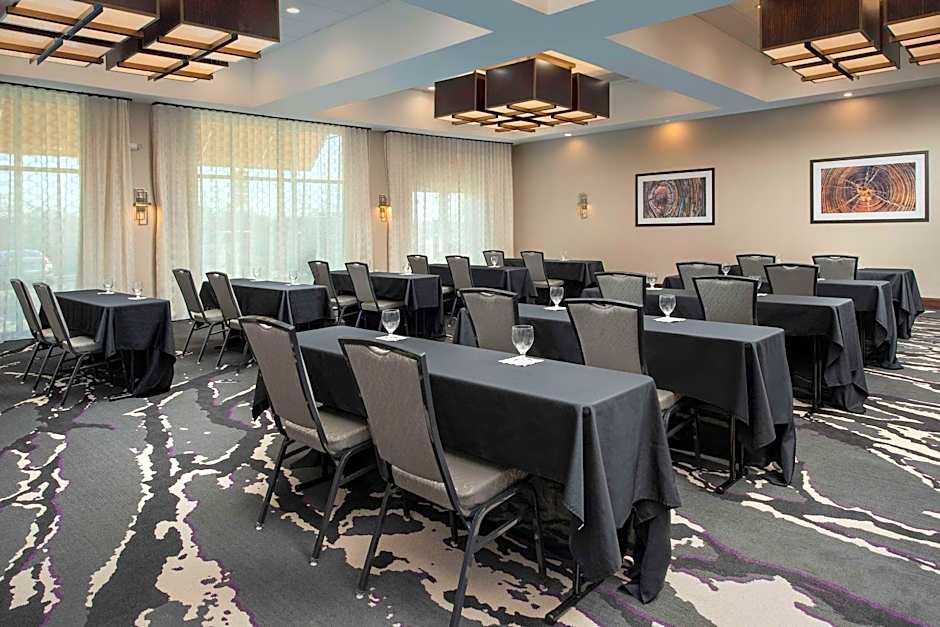 Hilton Garden Inn Columbia Airport