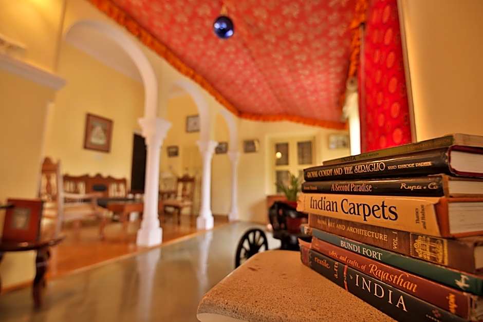 Roop Niwas Kothi Hotel