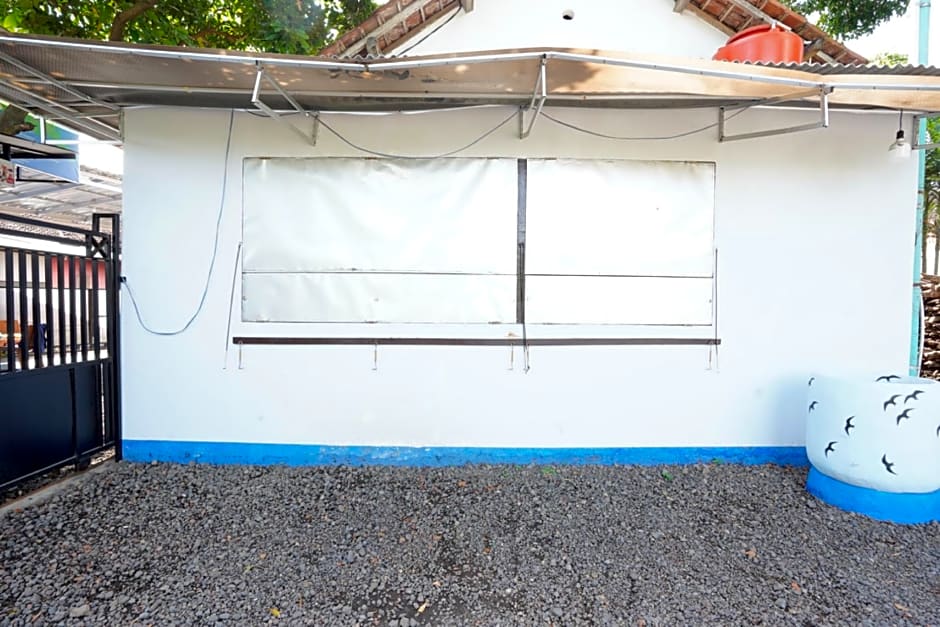 SPOT ON 92476 Sobat Ijen Traveller Homestay