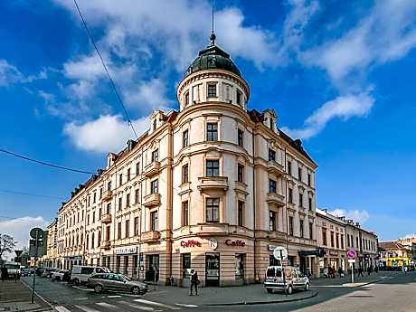 Hotel BAST Wellness & SPA