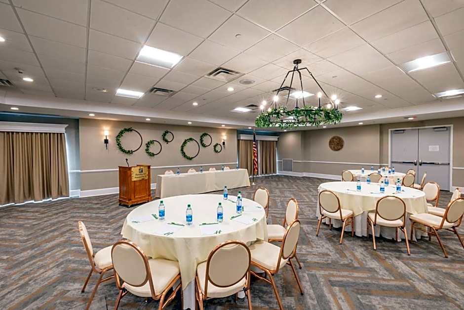 Holiday Inn Manahawkin/Long Beach Island Hotel By IHG
