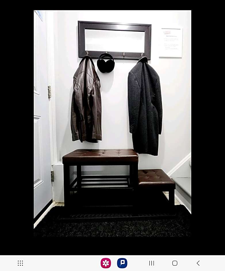 Staycation Studio Apartment, Private kitchen , Washroom, Micro Gym & Free Onsite Parking