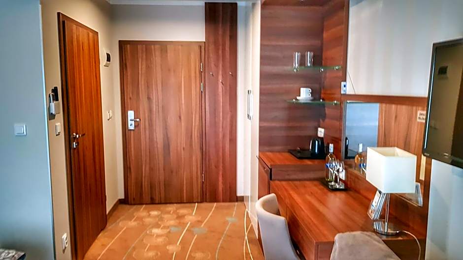 HolidayHomePL Aparthotel z balkonem przy plaży