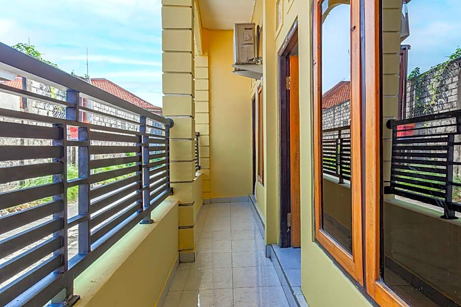 SN Guest House Near Trans Studio Mall