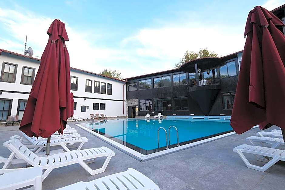 Otantik Hotel & Spa
