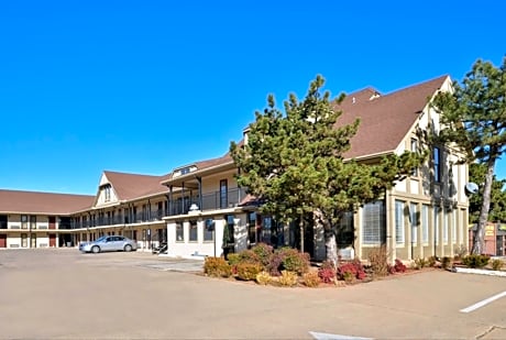 Executive Inn