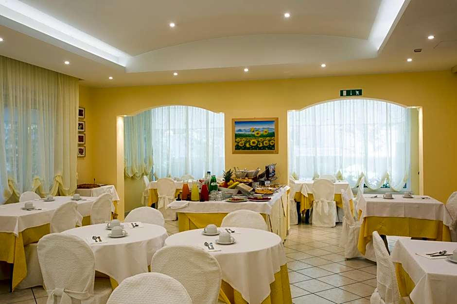 Hotel Cannes - in pieno centro