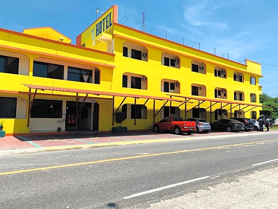 Hotel Sociedad y Maristas