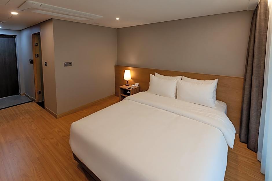 Petro Hotel