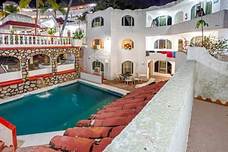 Capital O Pacific Paradise, Acapulco