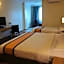 Tyng Garden Hotel