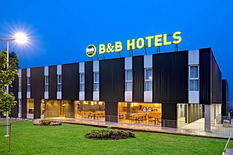 B&B HOTEL Santiago Milladoiro