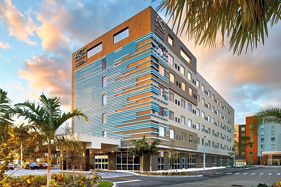 AC Hotel by Marriott Miami Airport West/Doral