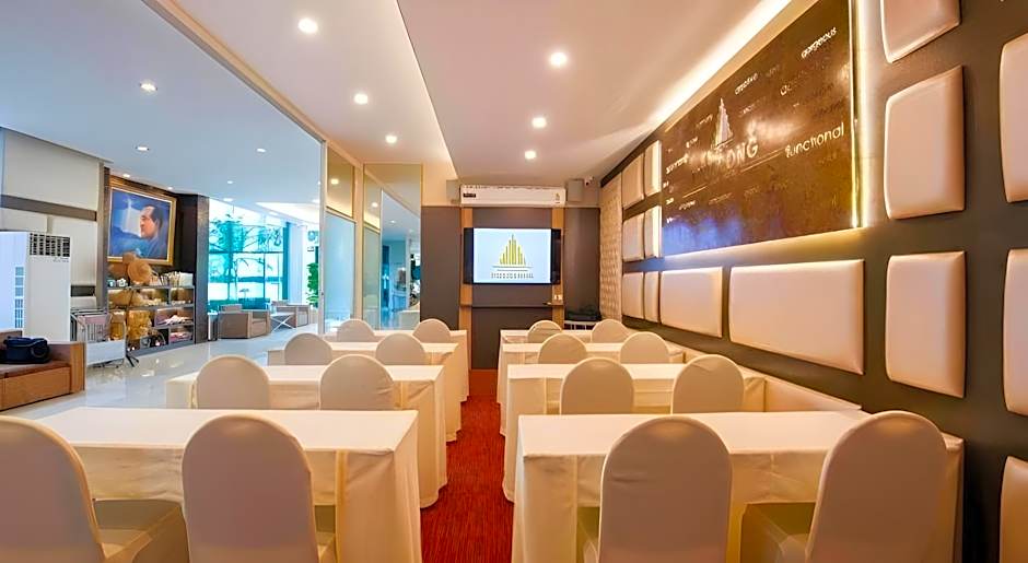 Phuglong Hotel