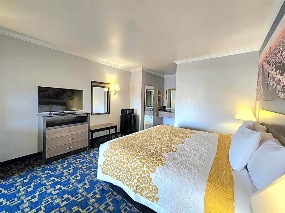 Days Inn by Wyndham Robstown