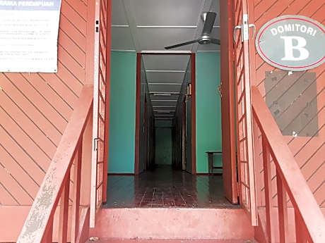 SPOT ON 90536 Bens Maju Foreststay