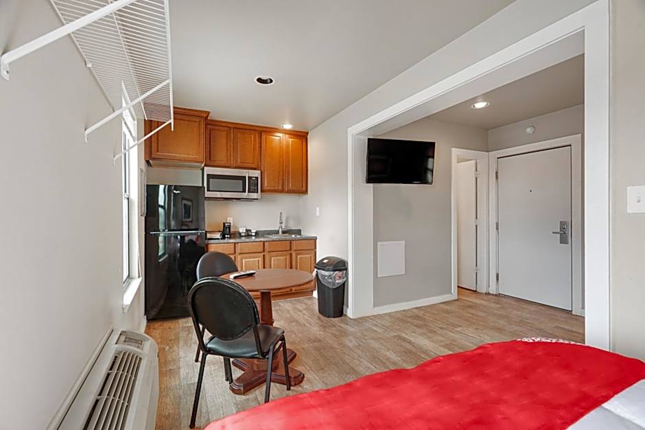 The Resource Inn -Big Lake TX