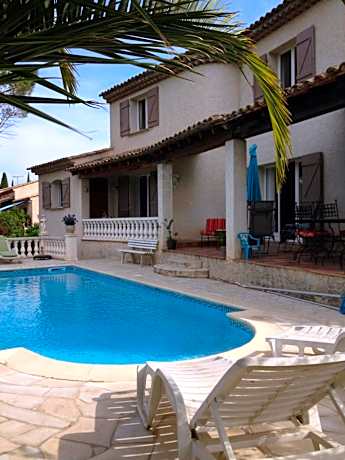 Double Room with Pool View