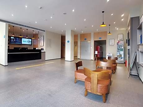 Hanting Hotel Hinggan League Tuquan Passenger Terminal