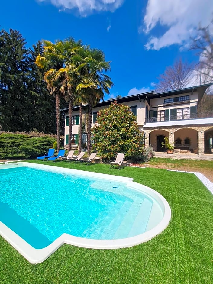 Villa Sofia luxury home between Como and MIlano